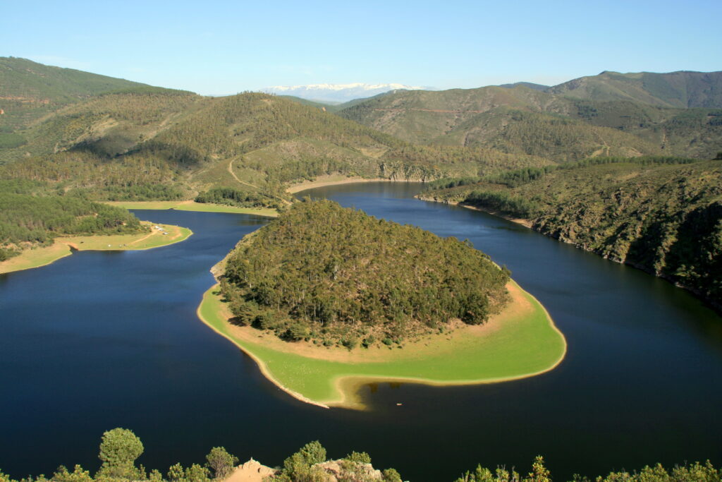 meandro del melero parque natural de las batuecas y sierra de francia mirador de la antigua